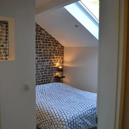 House With Sauna Near Center - 200 M² Ferienhaus