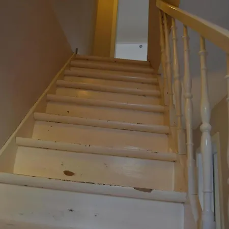 House With Sauna Near Center - 200 M² Ferienhaus