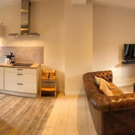 House With Sauna Near Center - 200 M² Semesterbostad