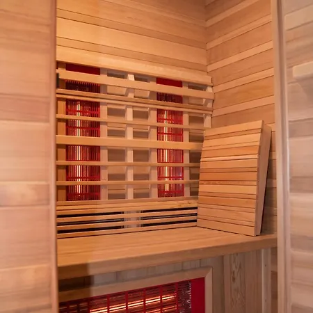 House With Sauna Near Center - 200 M² La-Roche-en-Ardenne
