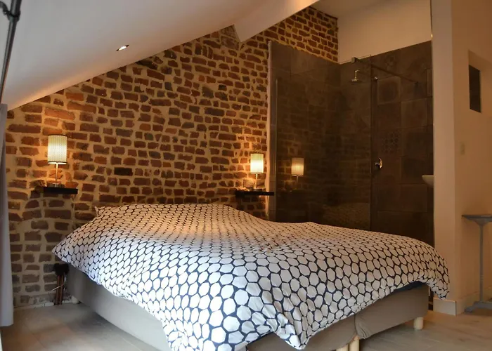 House With Sauna Near Center - 200 M²