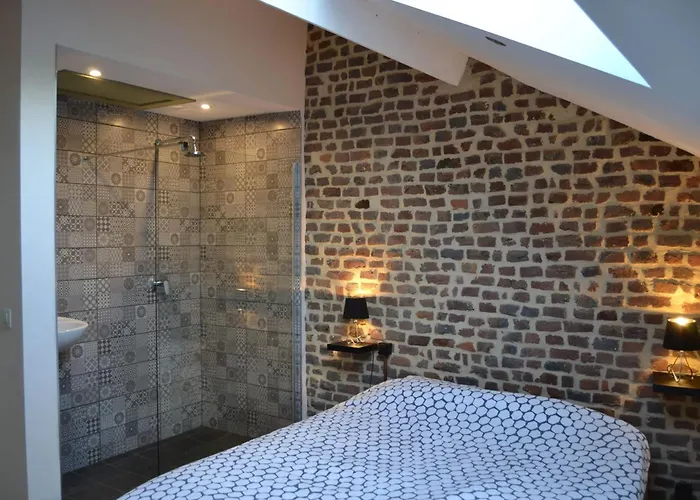 House With Sauna Near Center - 200 M² Vakantiehuis