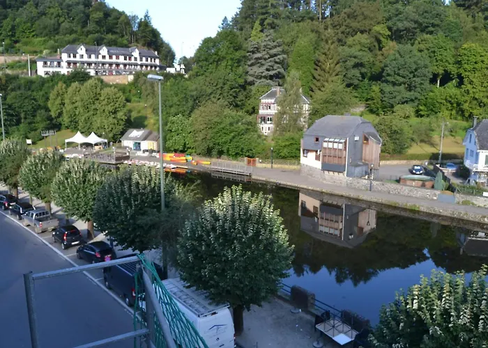 House With Sauna Near Center - 200 M² Semesterbostad *