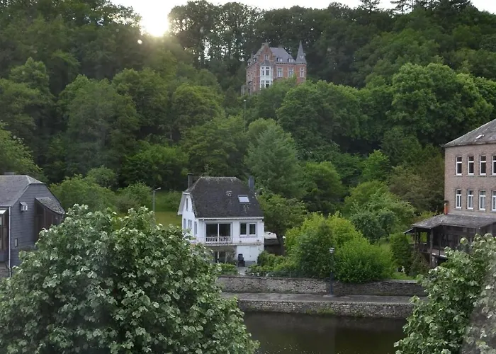 Vakantiehuis House With Sauna Near Center - 200 M² *